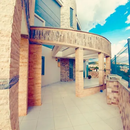 Luxurious With Overlooking The Aegean Sea And The Island Samos Ferienhaus Kusadası