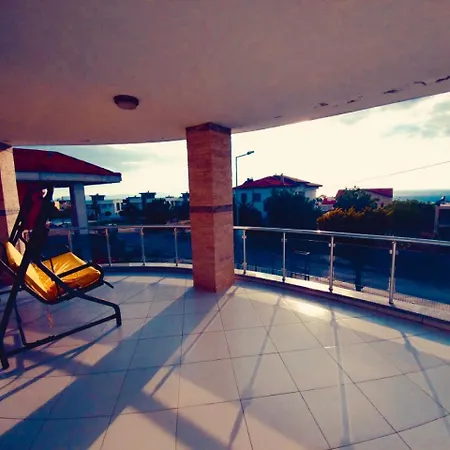 Сasa de vacaciones Luxurious With Overlooking The Aegean Sea And The Island Samos Kusadasi