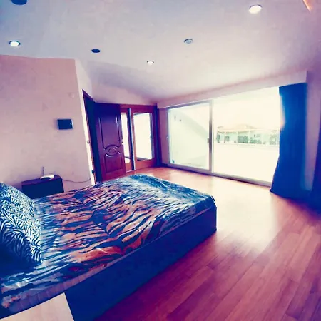 Prázdninový dům Luxurious With Overlooking The Aegean Sea And The Island Samos Kusadası