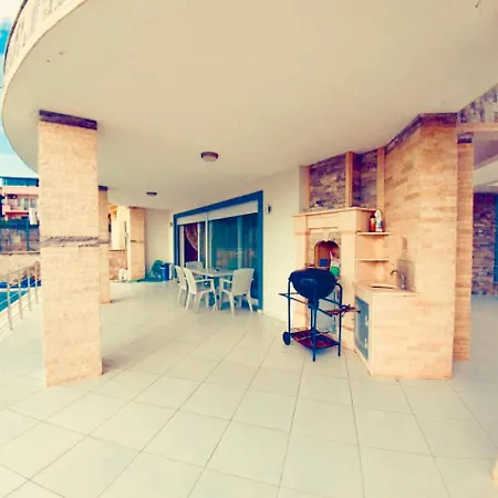 Prázdninový dům Luxurious With Overlooking The Aegean Sea And The Island Samos *